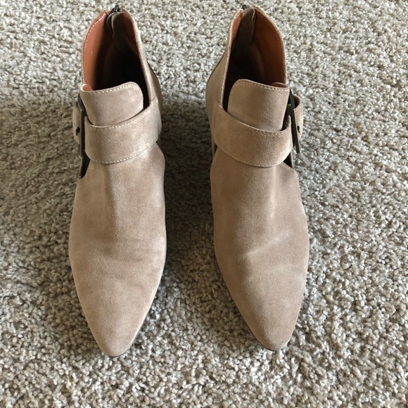 Aquatalia genuine suede ankle booties - Picture 3 of 4